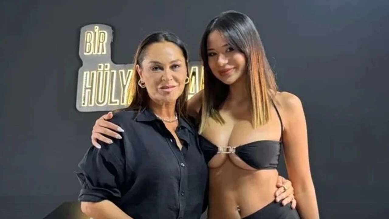 Hülya Avşar'dan suç duyurusuna tepki: ''Asıl beklediğim şey teşekkür''