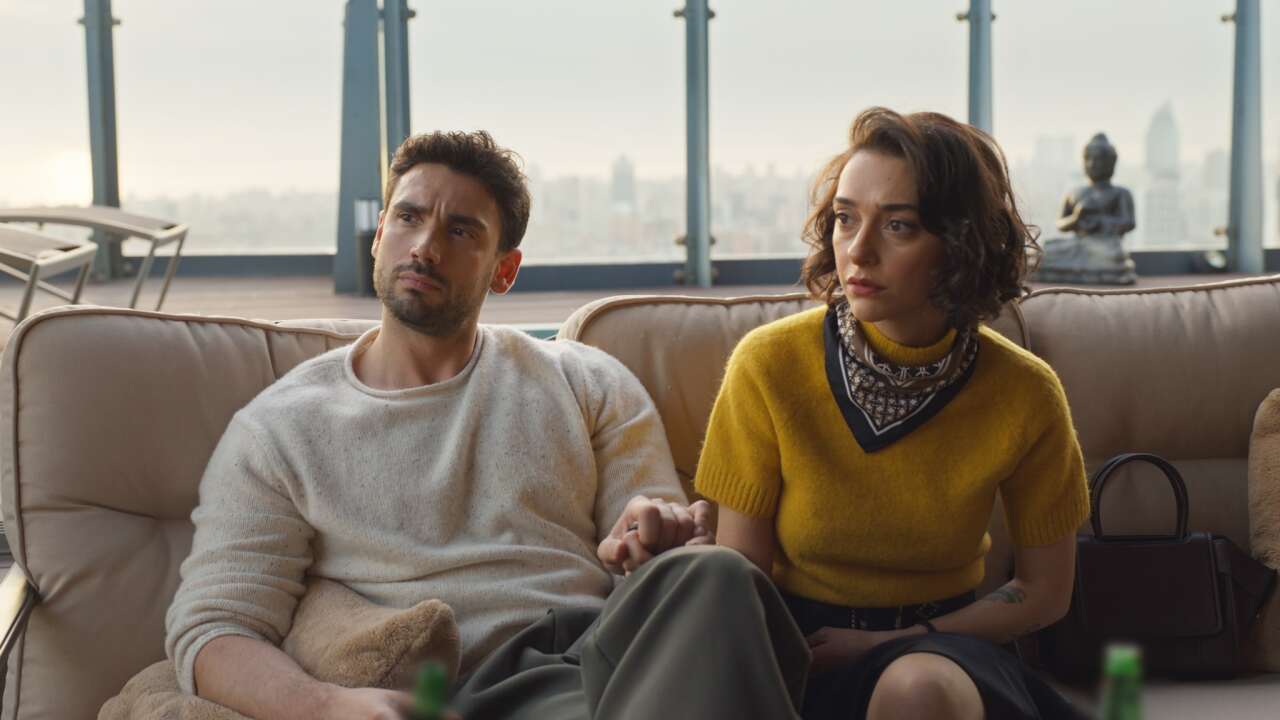 Sevdiğim Sensin’in oyuncuları kim belli oldu! Yeni dizi efsane bir giriş yapıyor