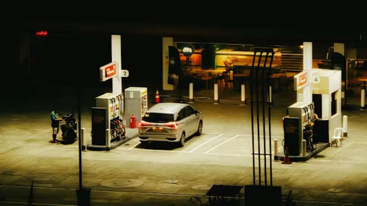 Petrol fiyatlarında savaş sıçraması: Brent petrol 85 doları aştı!