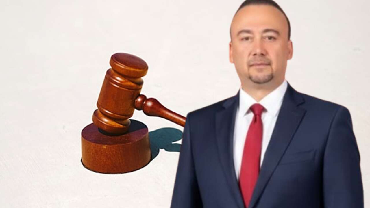 Uşak'ta 'rüşvet' operasyonu: Belediye Başkanı Özkan Yıldırım dahil 9 kişi tutuklandı