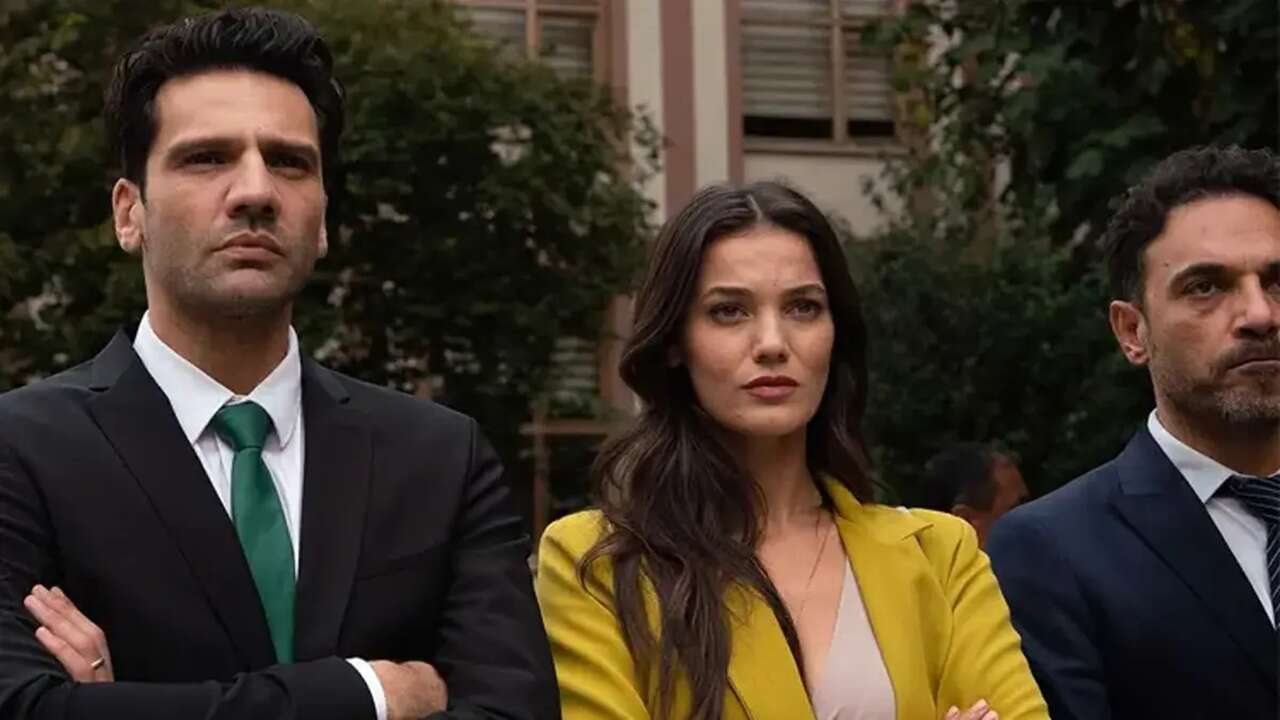 Yargı dizisiyle fırtınalar estirmişti! Yeni dizisiyle ekrana döndü