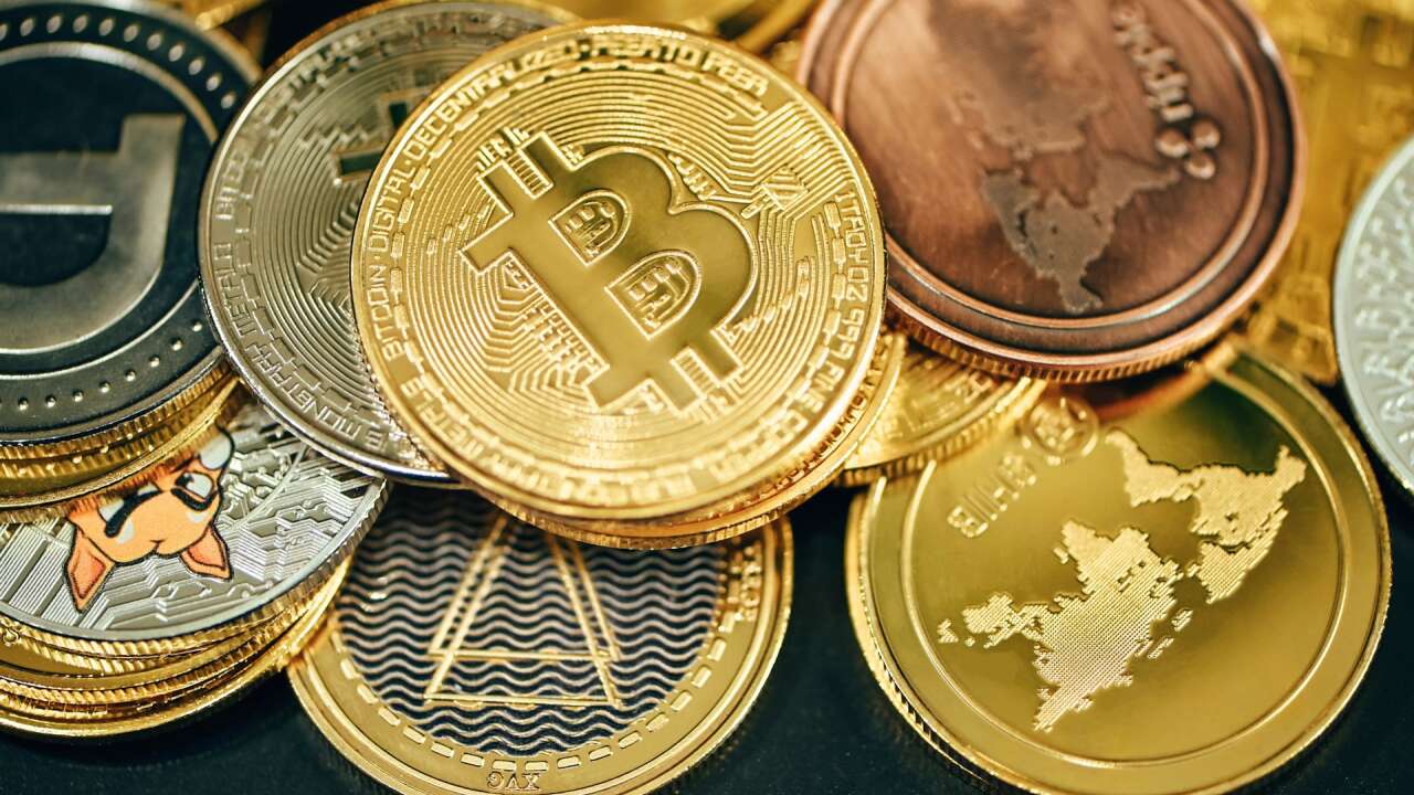 Bitcoin ve Ethereum'dan tarihi zirve! Yatırımcıların yüzü güldü