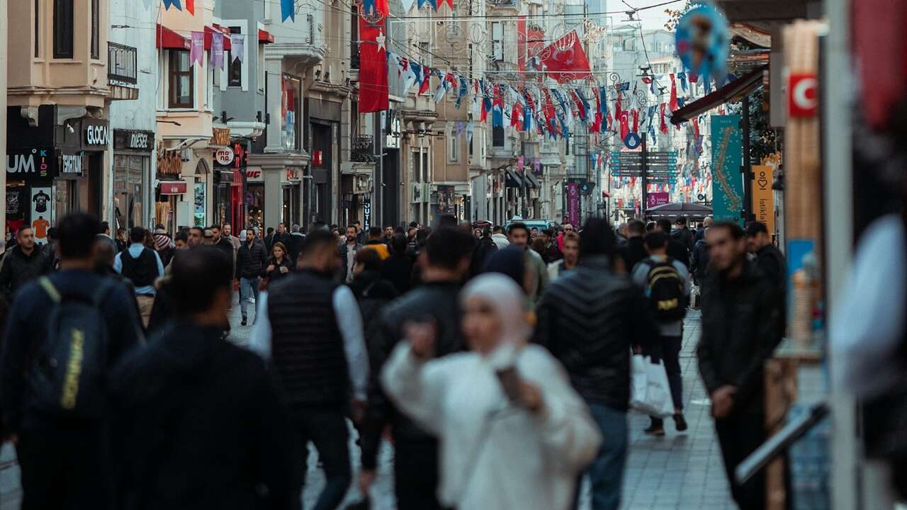 Meteoroloji'den sağanak ve toz taşınımı alarmı: Maskesiz dışarı çıkmayın!