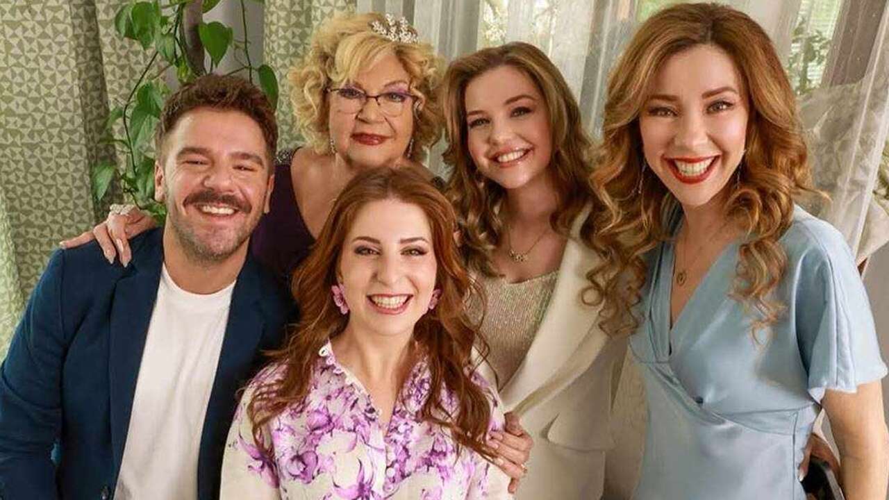 22 yıl sonra beyazperdede ''Sihirli Annem'' fırtınası! Seyirci rekoru kırdı