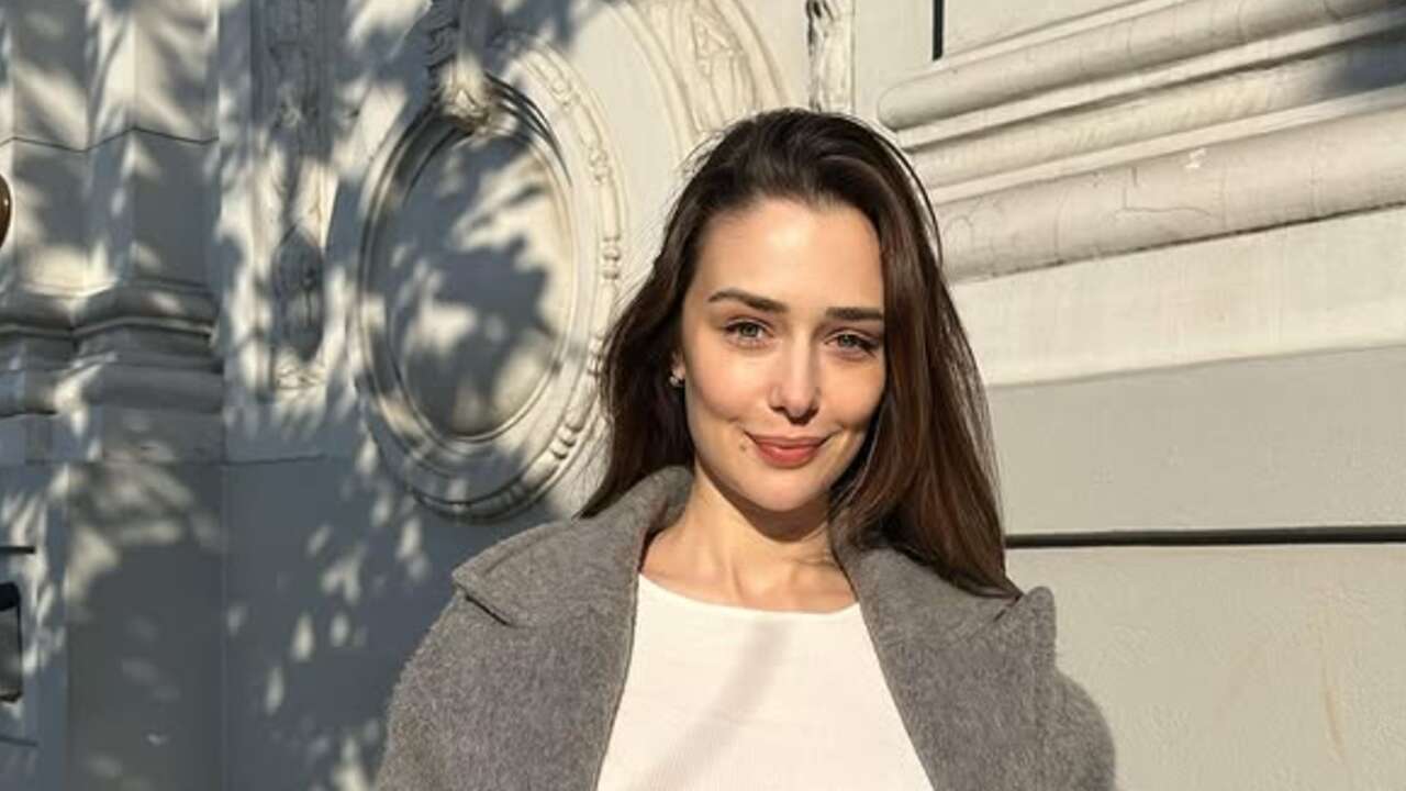 Afra Karagöz, ''Sürgünler'' dizisinde Yörük kızı 'Suna' rolüyle ekranlara dönüyor