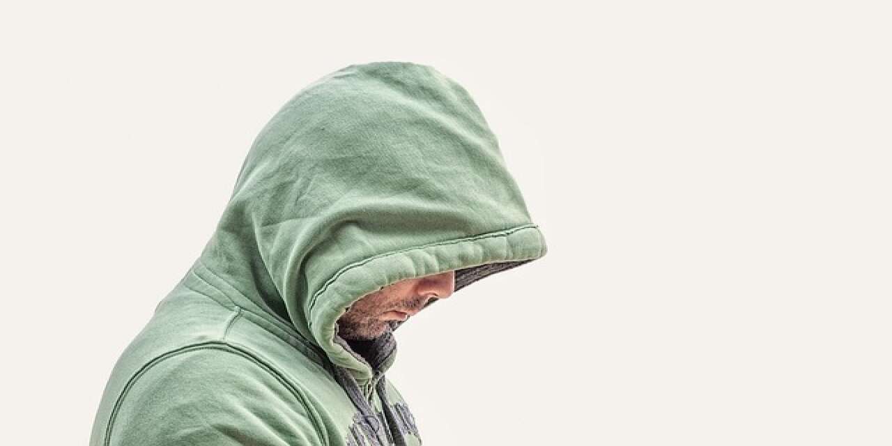 Yanlışı kabullenmeyen en sinirli burçlar