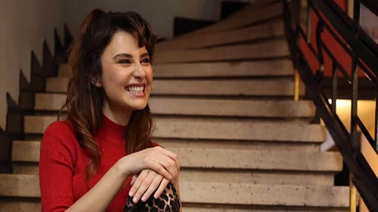İnci Taneleri'nin Yıldız'ı Ümit Beste Kargın, TRT tabii'nin yeni dizisi "Temiz Para"da