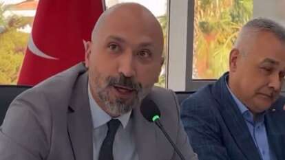 AKP'ye geçen Mustafa Arıkan'ın ''24 yıllık hasrete son verdim'' sözüne CHP'den sert tepki