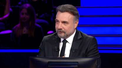 Kim Milyoner Olmak İster'de ilginç anlar! Oktay Kaynarca dondu kaldı