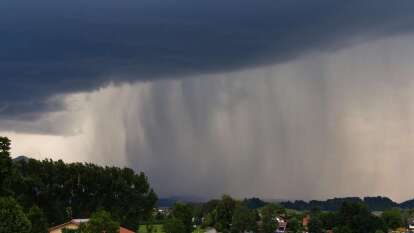 Meteoroloji'den 6 İl İçin Kırmızı Alarm: Saat Saat Sel Uyarısı!