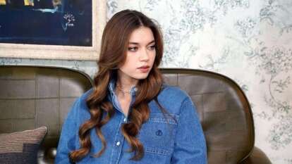 Afra Saraçoğlu tatilde! Milano pozlarına hayranlarından beğeni yağdı